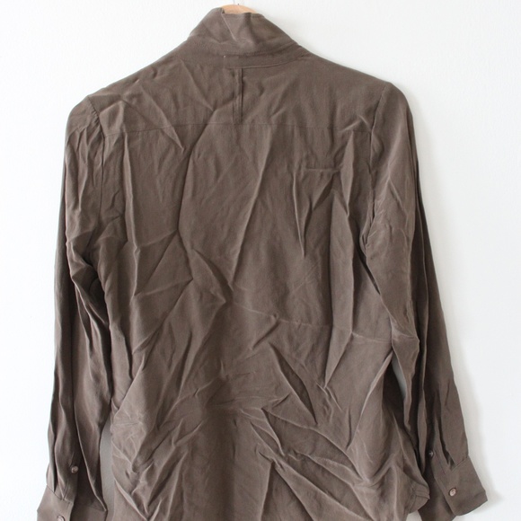 ARITZIA Silk Shirt Army Green Medium - Picture 2 of 3